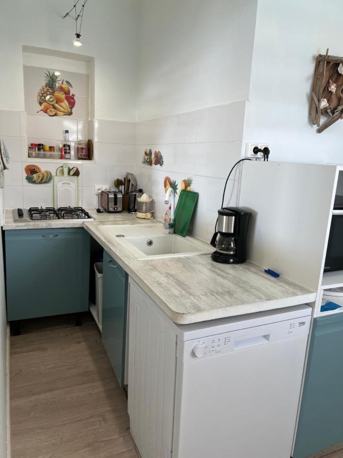 Ti Cabanon. Appartement Vue Mer A Deshaies. المظهر الخارجي الصورة